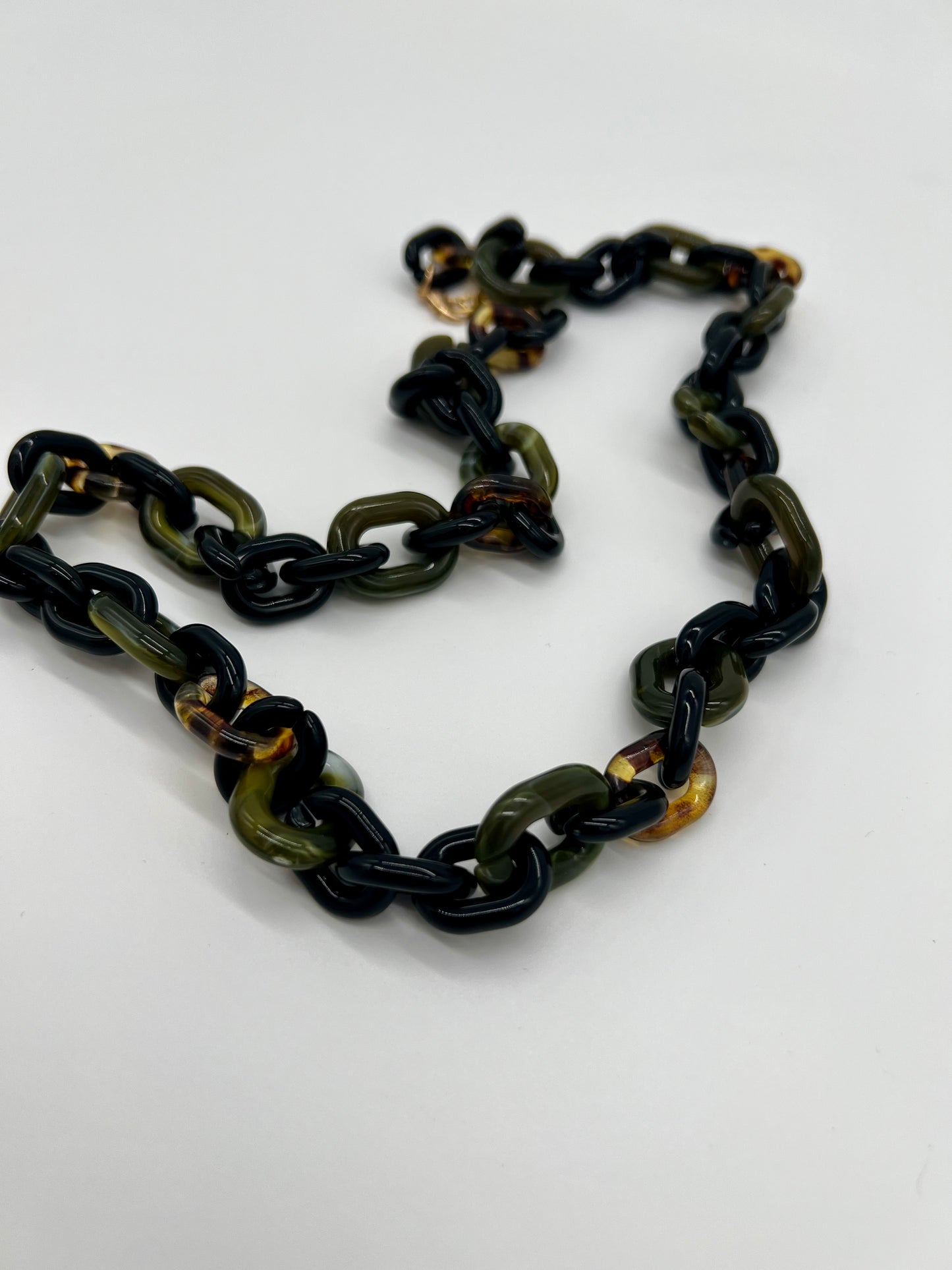 Green Tortoise Chunky Chain